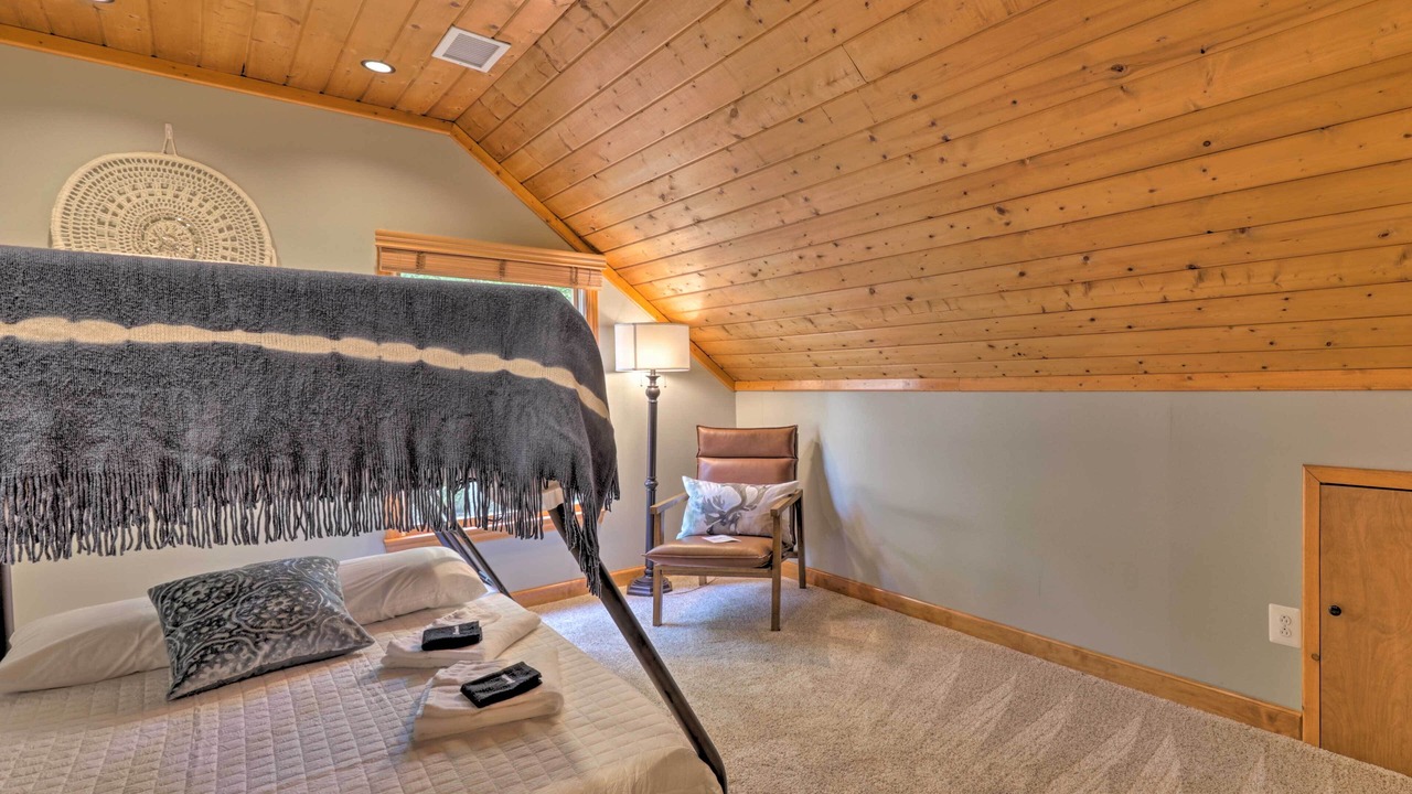 Photo of Bedroom in Aldie