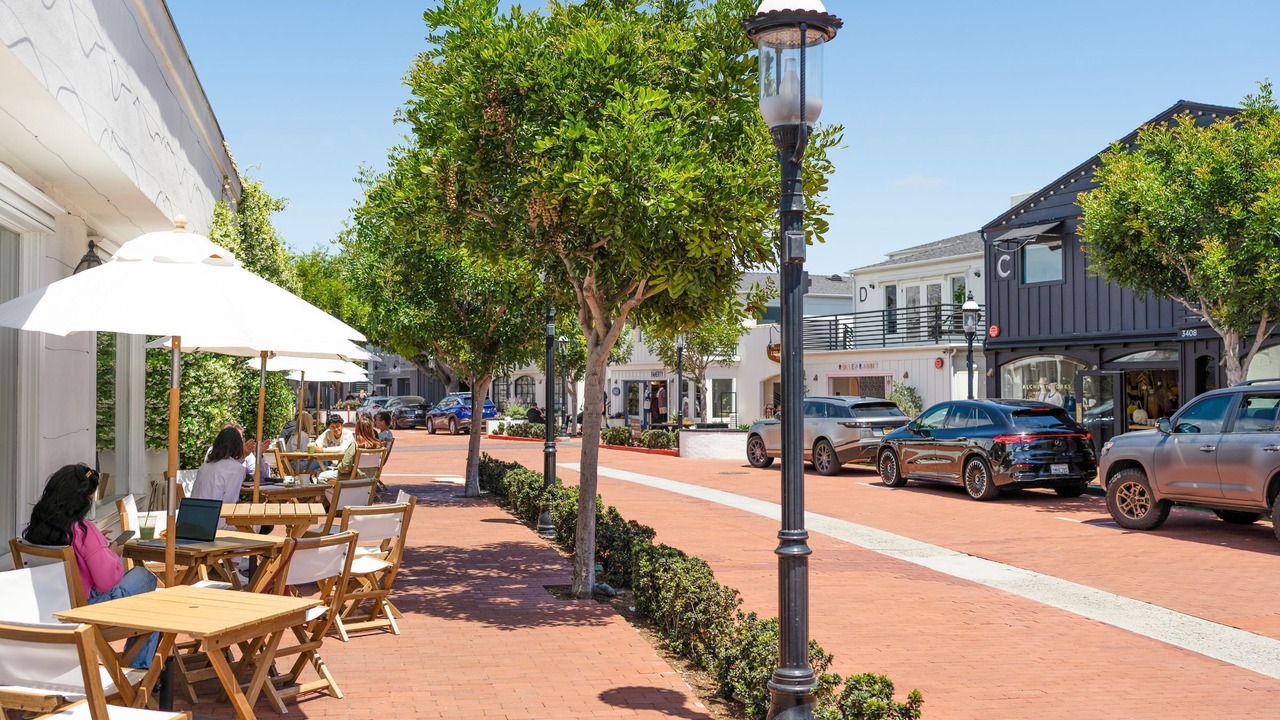 Photo of Others in Balboa Peninsula