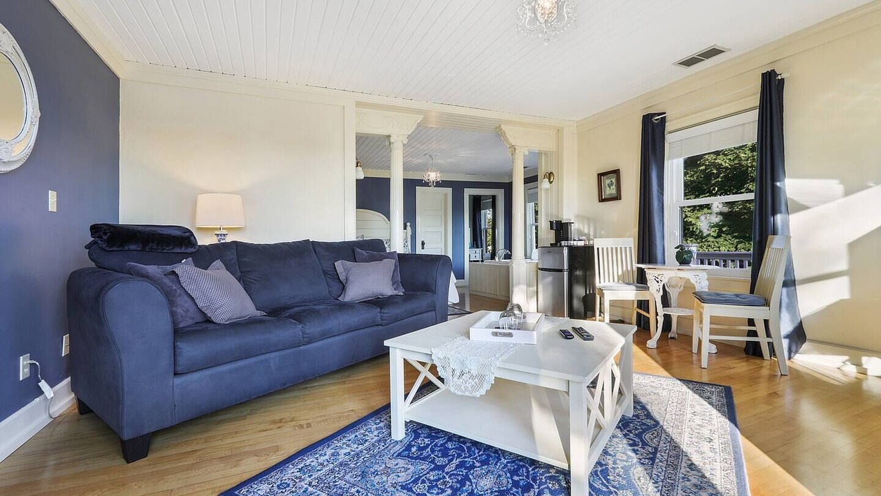Photo of Livingroom in Sturgeon Bay