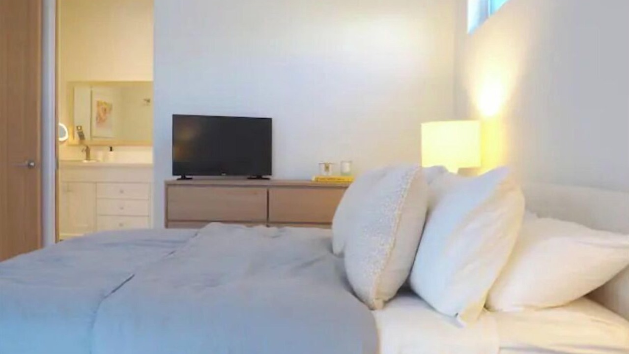 Photo of Bedroom in Pierpont Bay