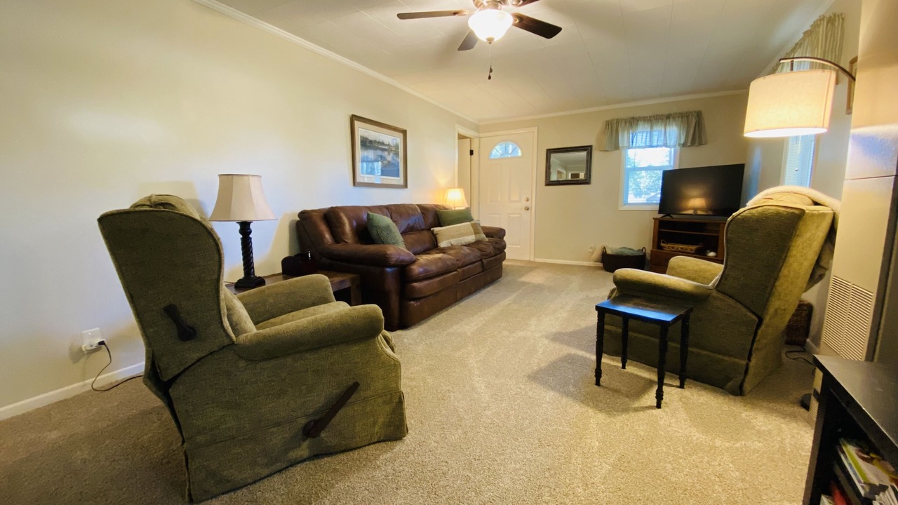 Photo of Livingroom in Wautoma