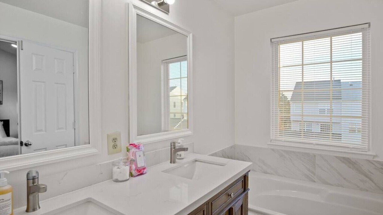 Photo of Bathroom in Sterling