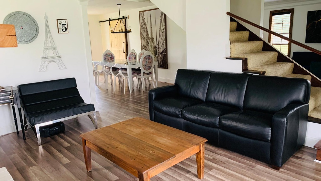 Photo of Livingroom in Gonzales