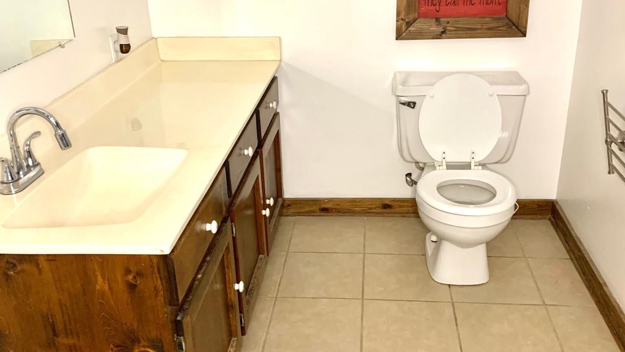 Photo of Bathroom in Gonzales