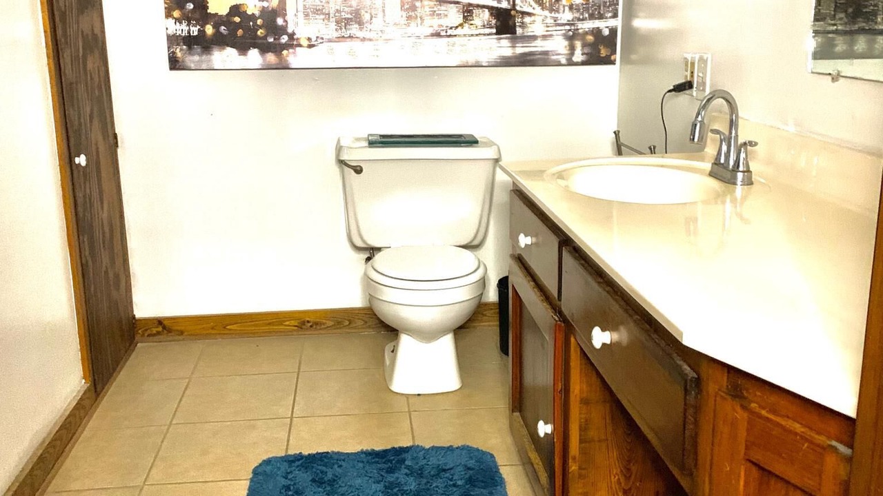 Photo of Bathroom in Gonzales