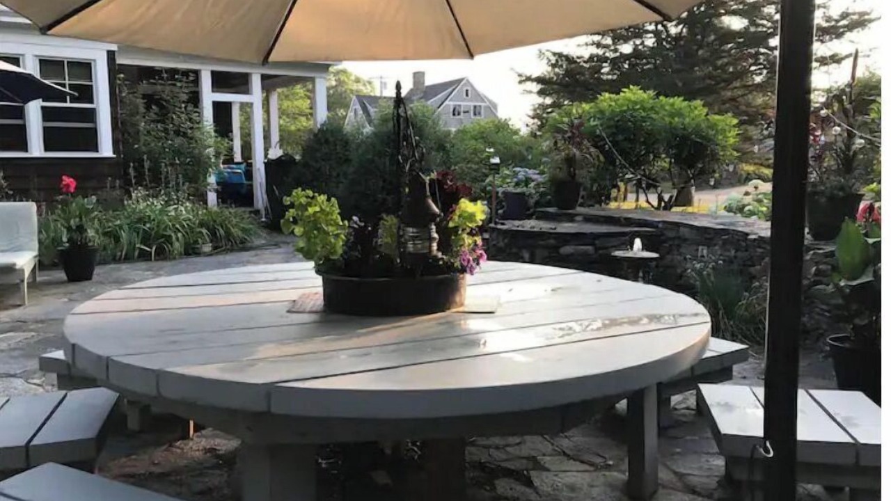 Photo of Outdoor in Saunderstown