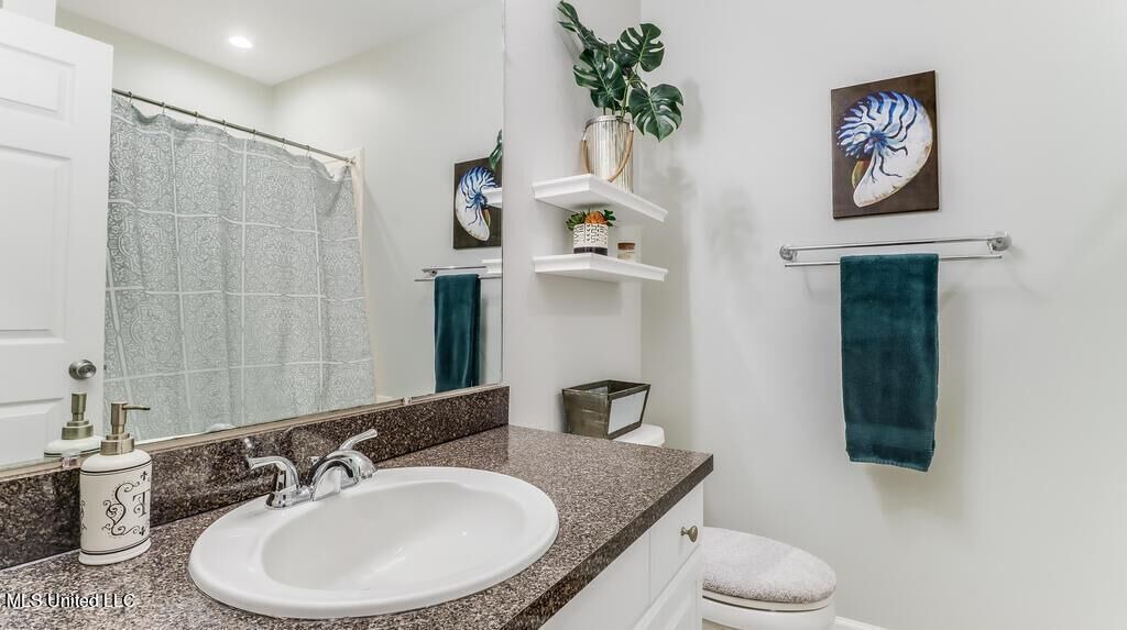 Photo of Bathroom in Gulfport