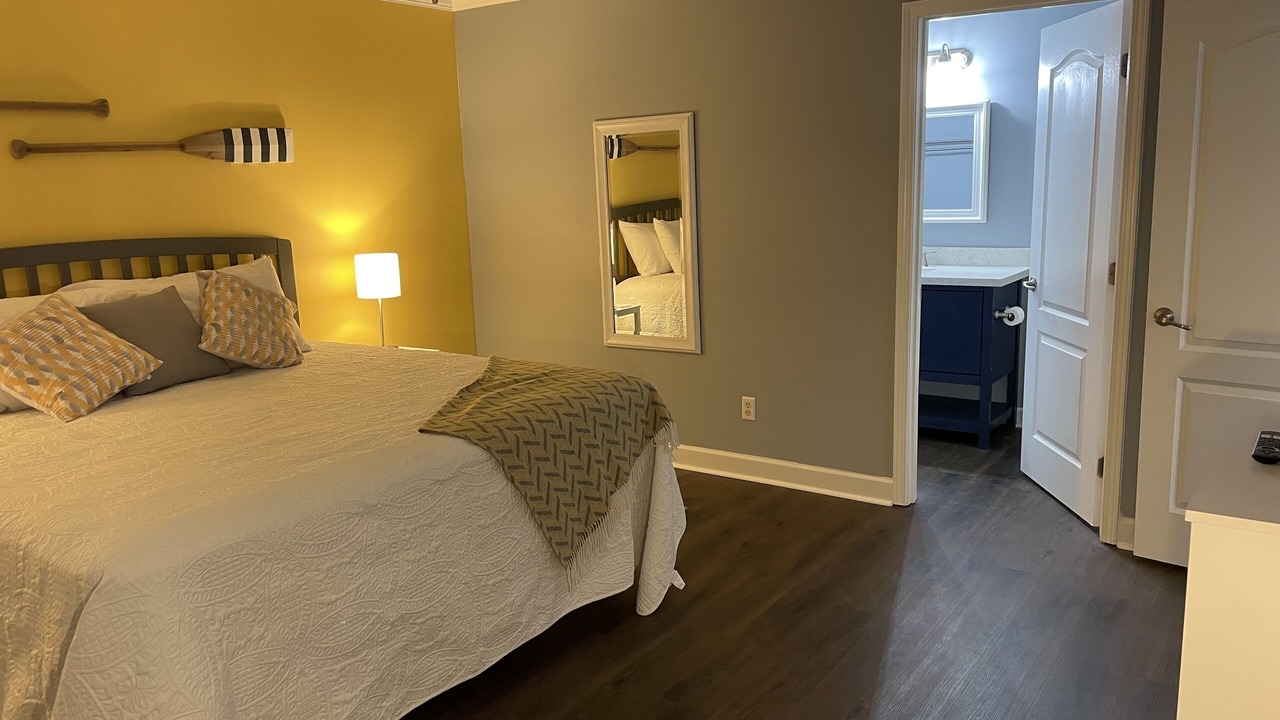 Photo of Bedroom in Mississippi City