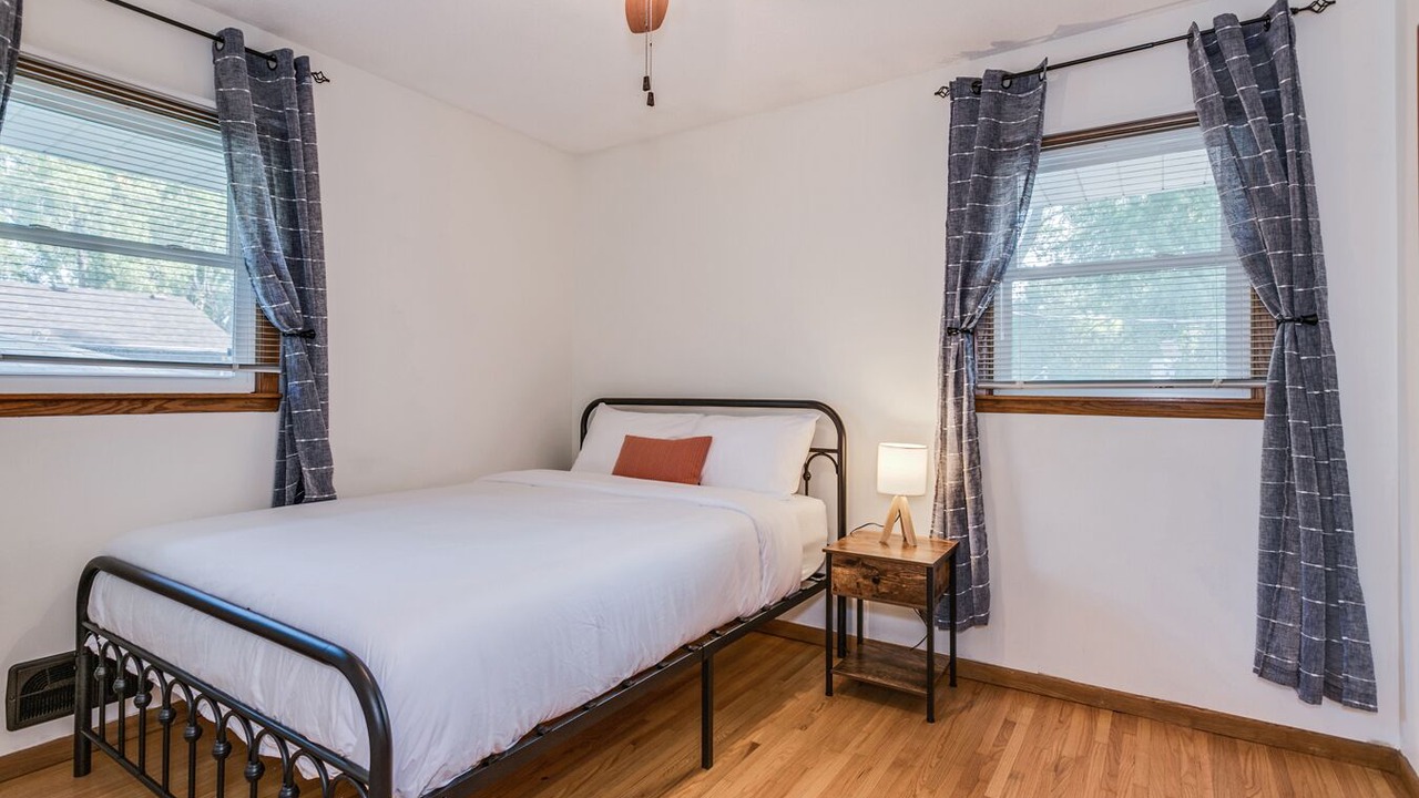 Photo of Bedroom in St. Anthony