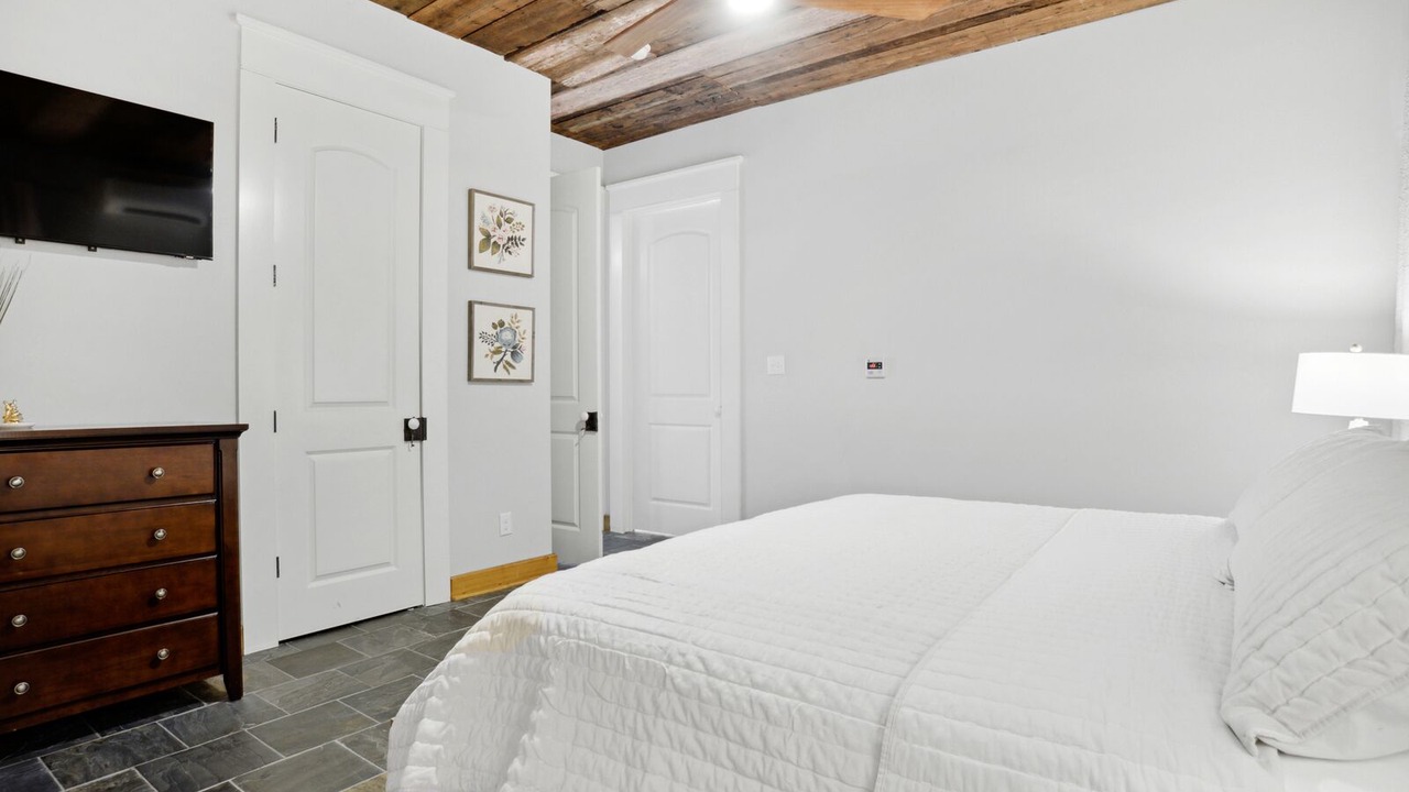 Photo of Bedroom in Shenandoah