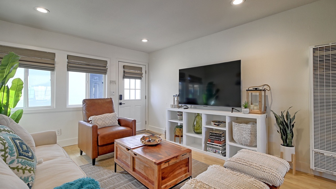 Photo of Livingroom in Oxnard Shores