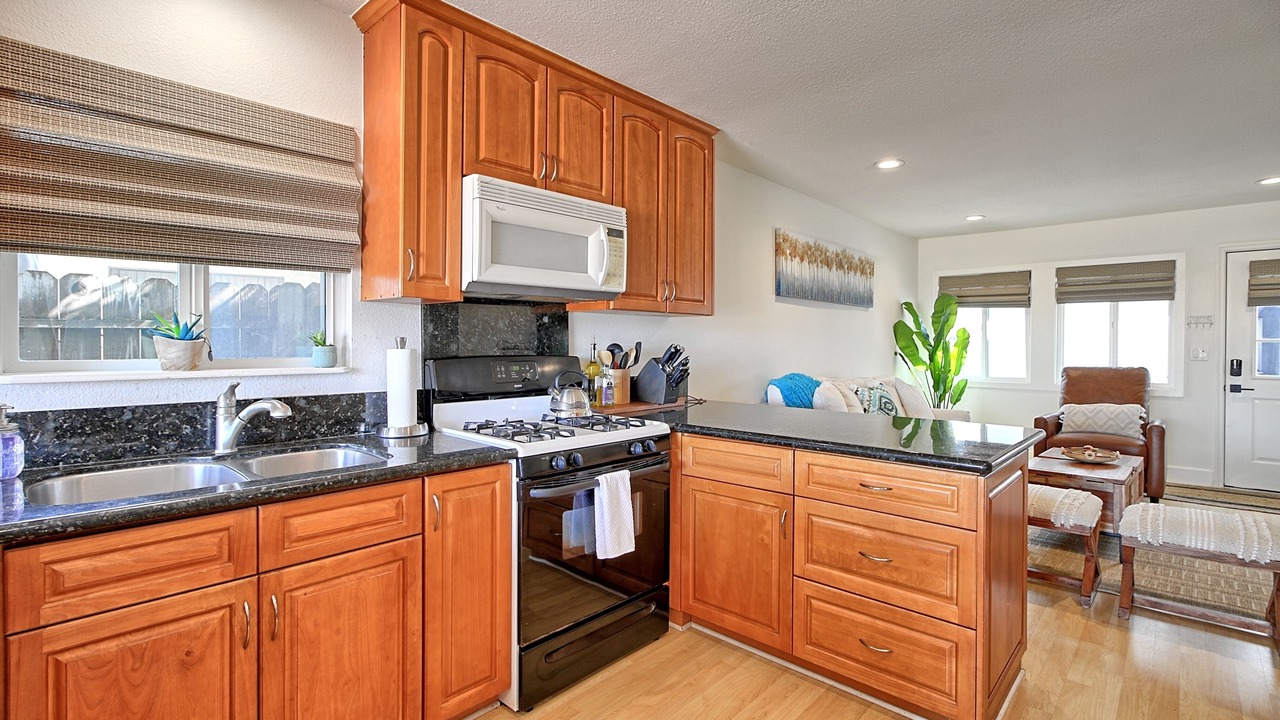 Photo of Kitchen in Oxnard Shores