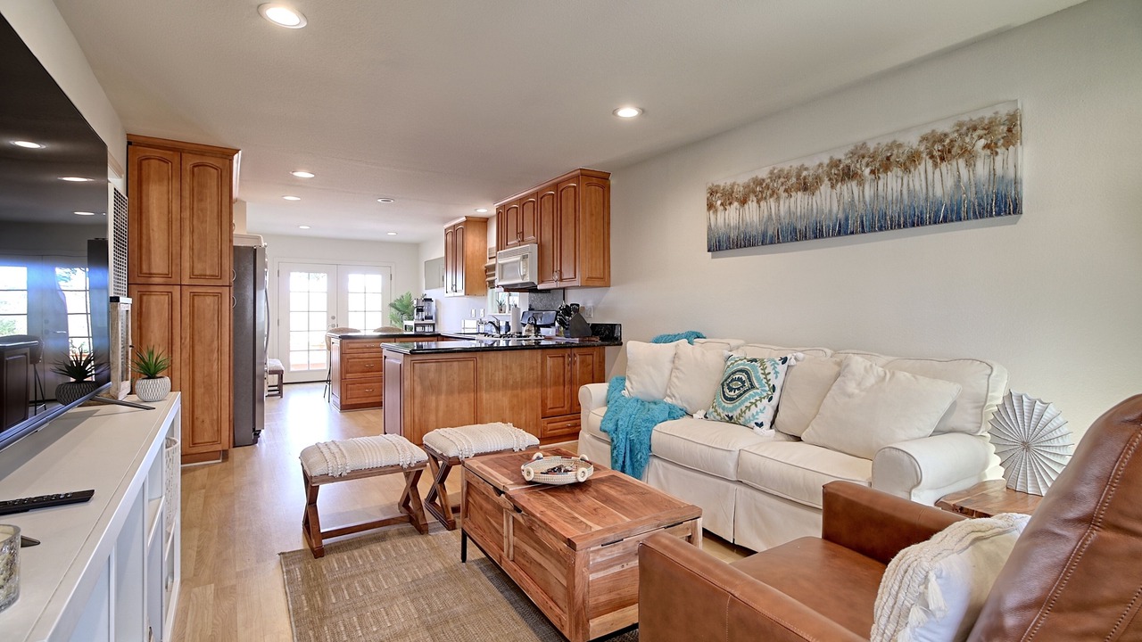 Photo of Livingroom in Oxnard Shores