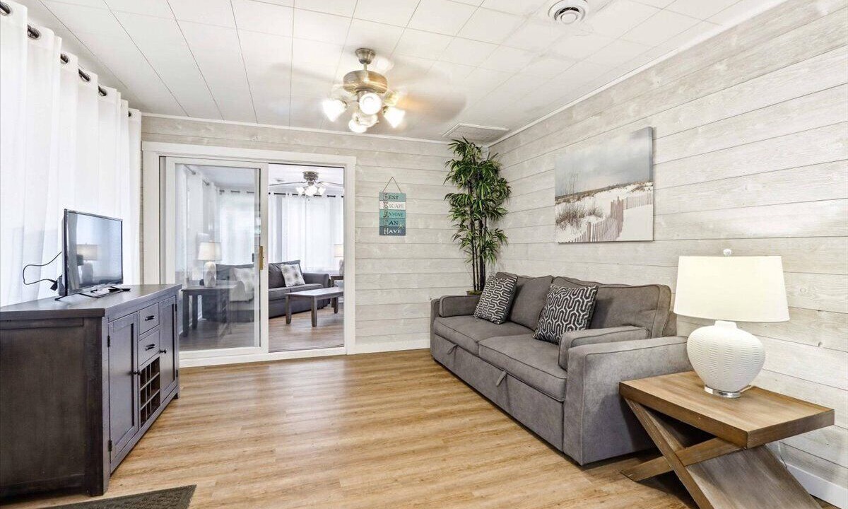 Photo of Bedroom in Arkdale