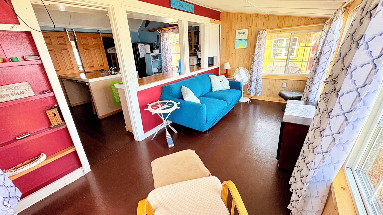 Photo of Livingroom in South Haven