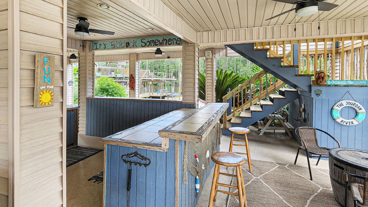 Photo of Outdoor in Kiln