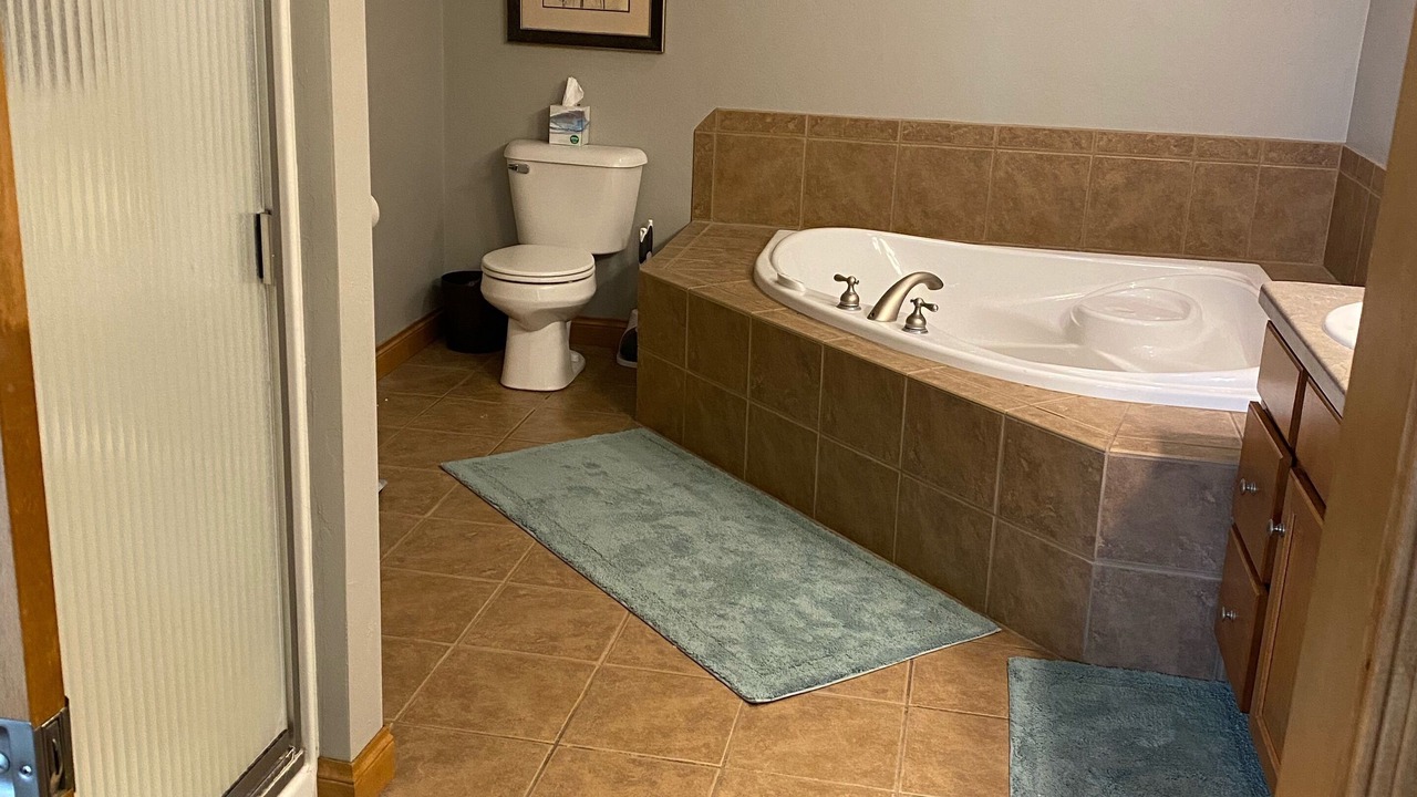 Photo of Bathroom in Butte Des Morts