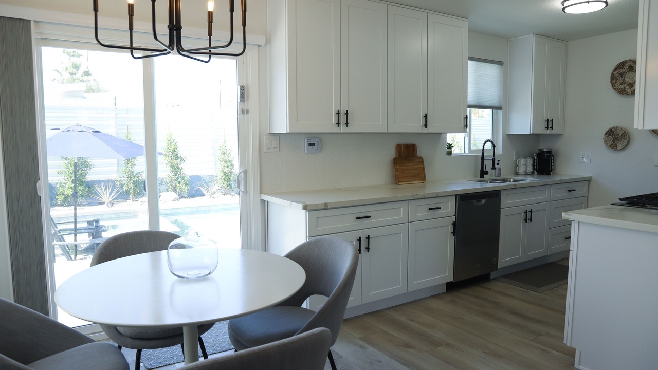 Photo of Kitchen in Racquet Club West