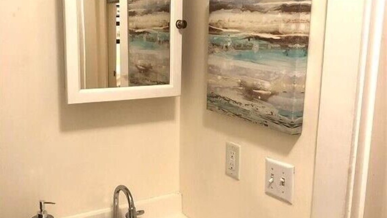 Photo of Bathroom in Top of the Hill