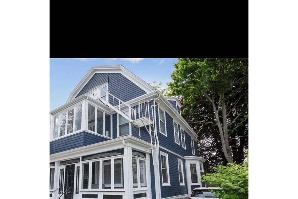 Photo of Outdoor in Top of the Hill