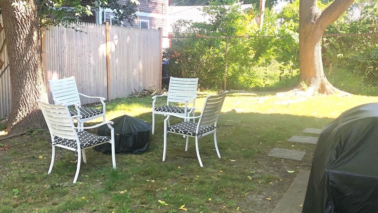 Photo of Outdoor in Top of the Hill