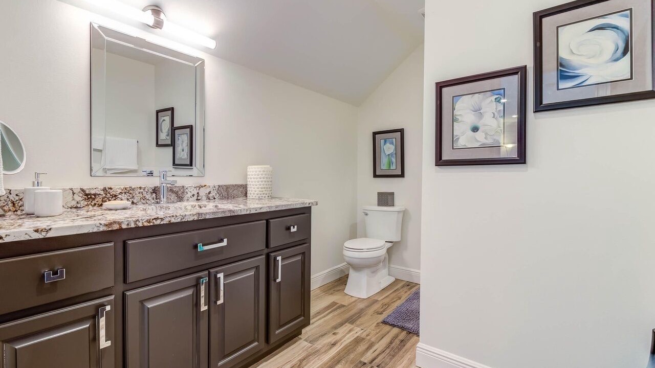 Photo of Bathroom in Shoreline Park