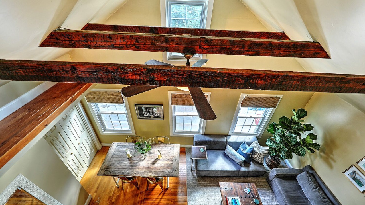 Photo of Livingroom in Newport
