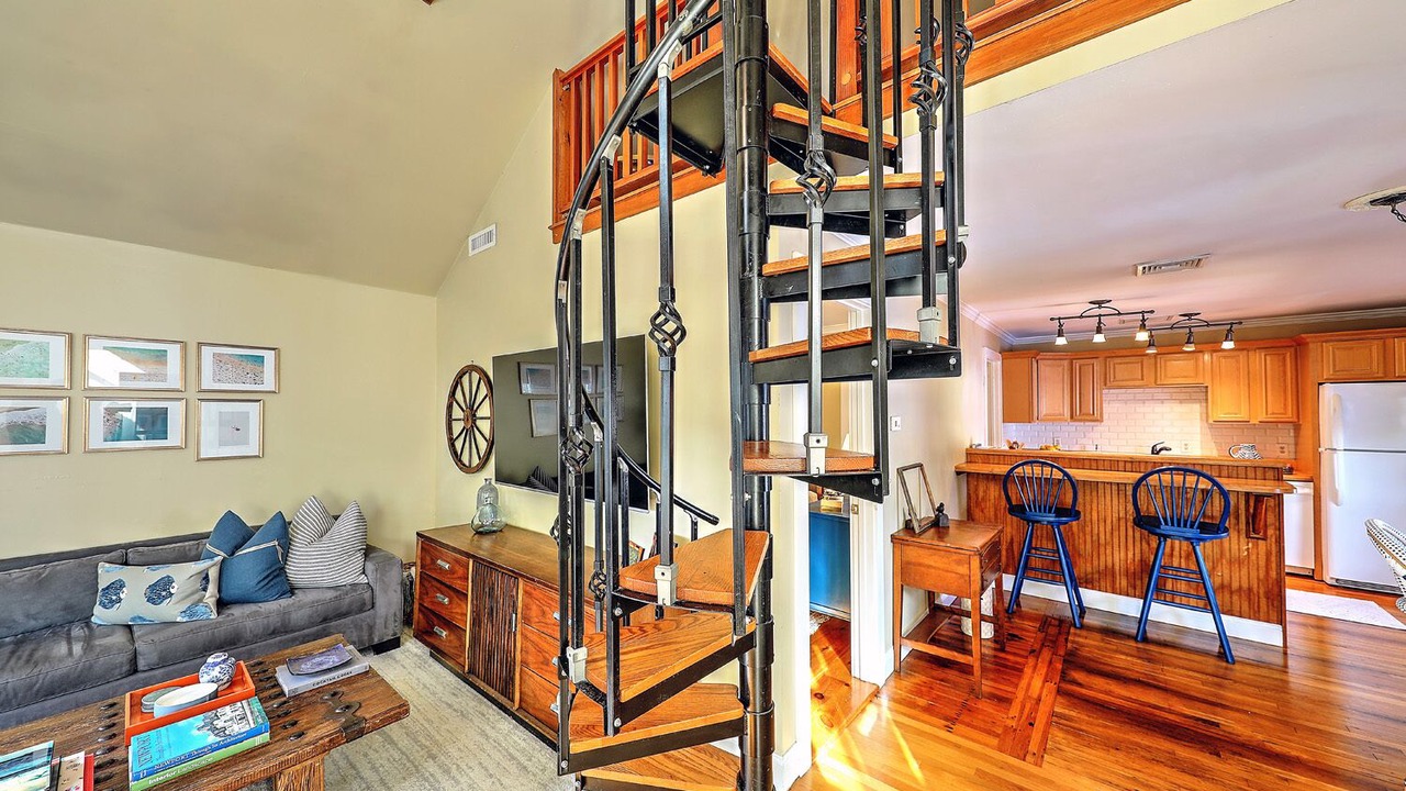 Photo of Livingroom in Newport