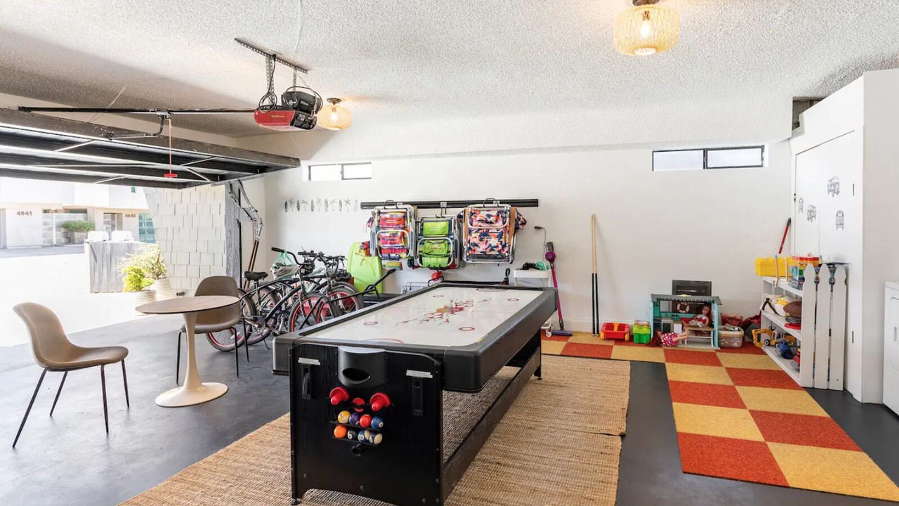 Photo of Bedroom in Hollywood Beach
