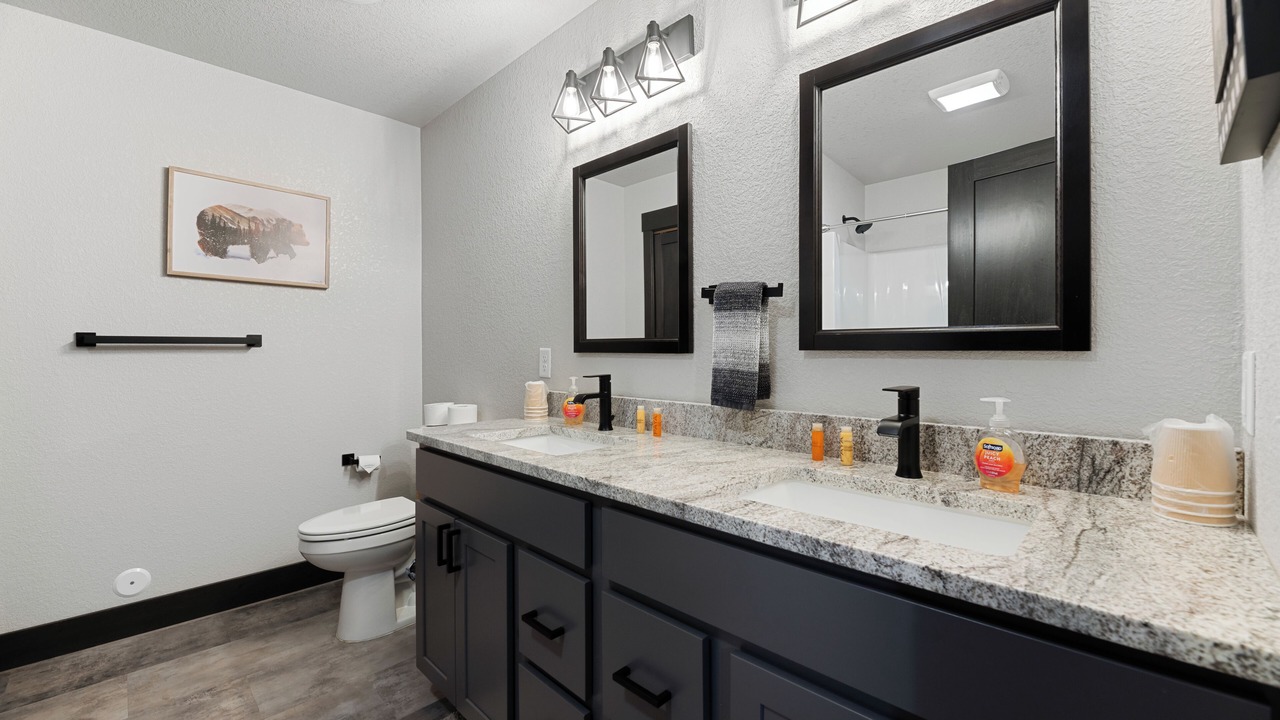 Photo of Bathroom in Lead