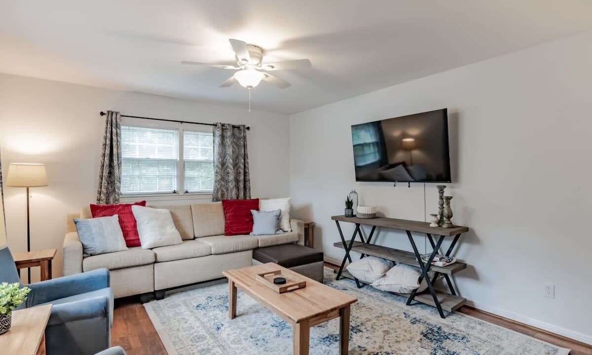 Photo of Livingroom in Mobile