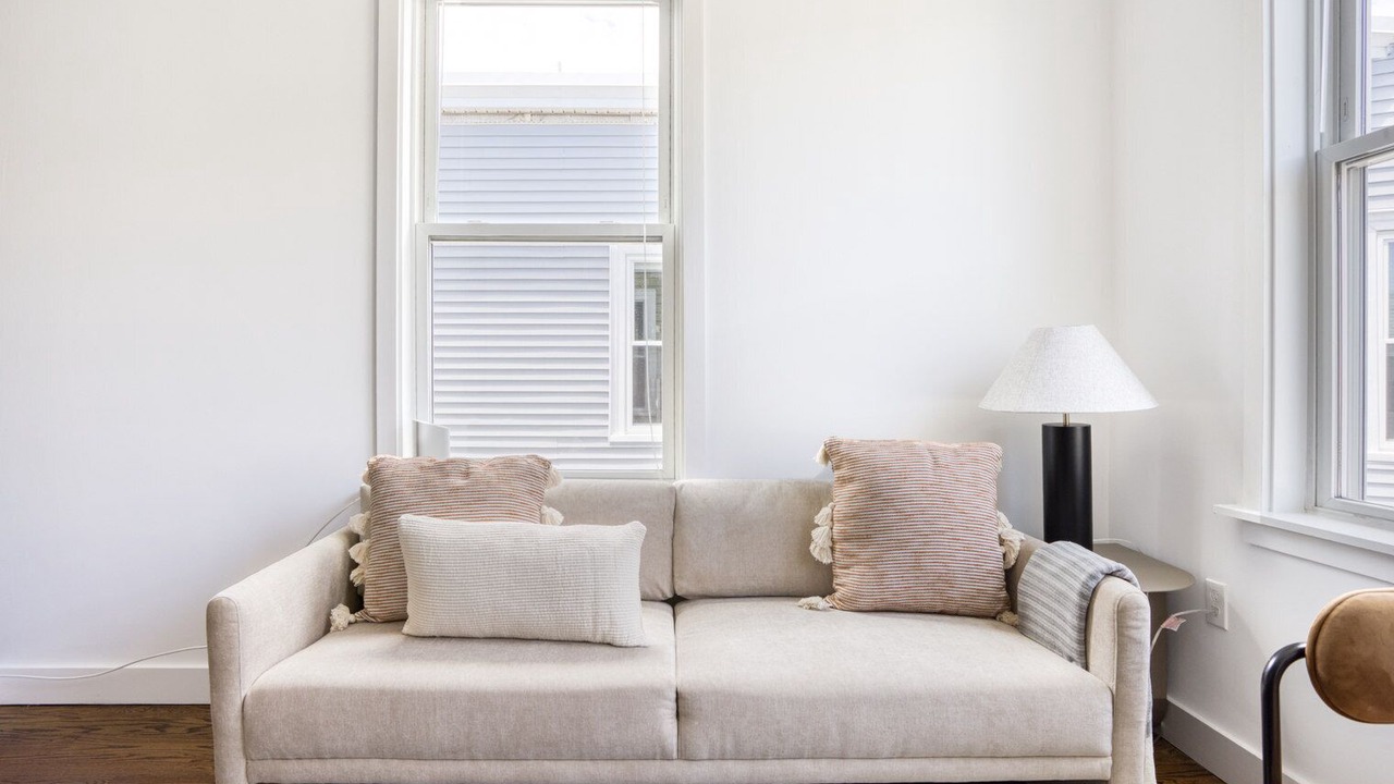 Photo of Livingroom in Wellington-Harrington
