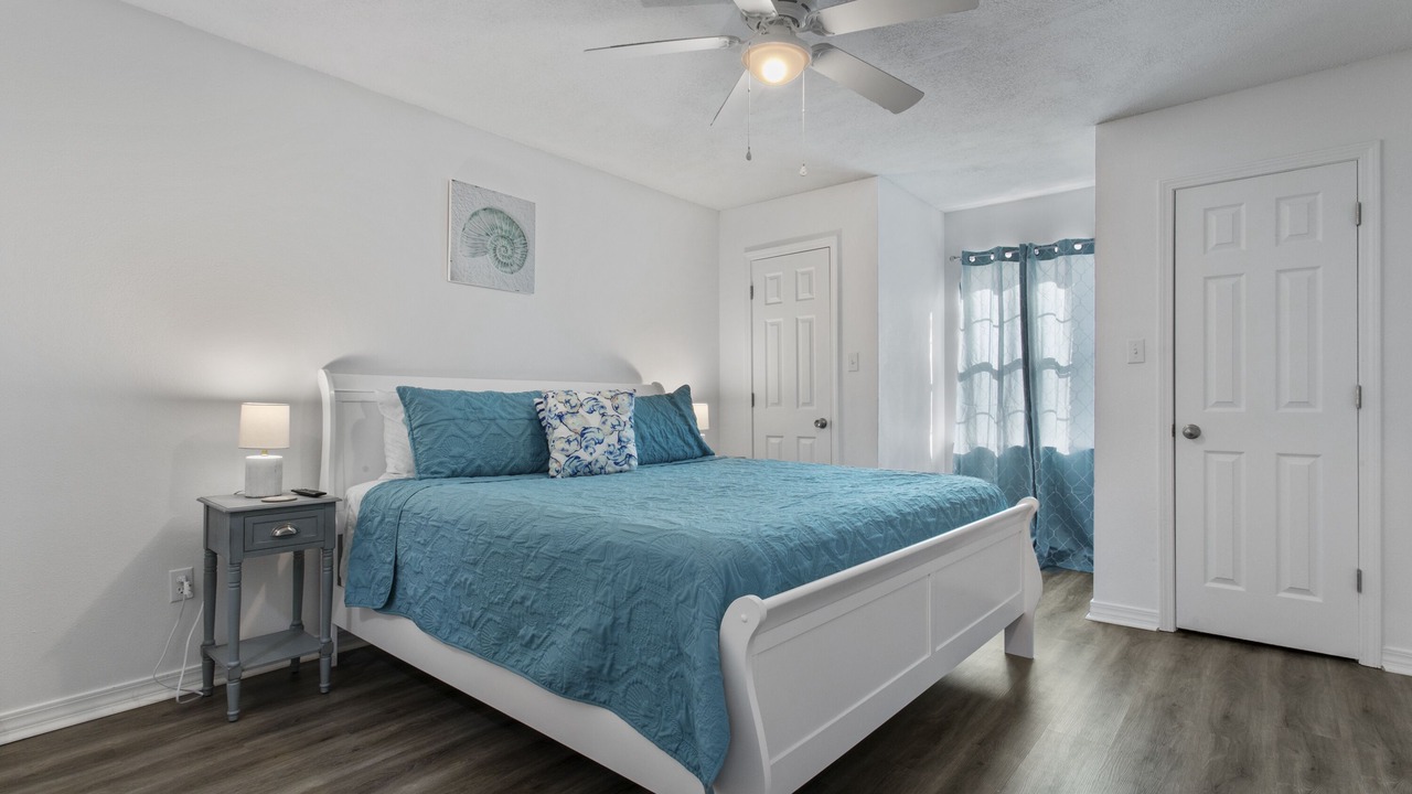 Photo of Bedroom in Mississippi City