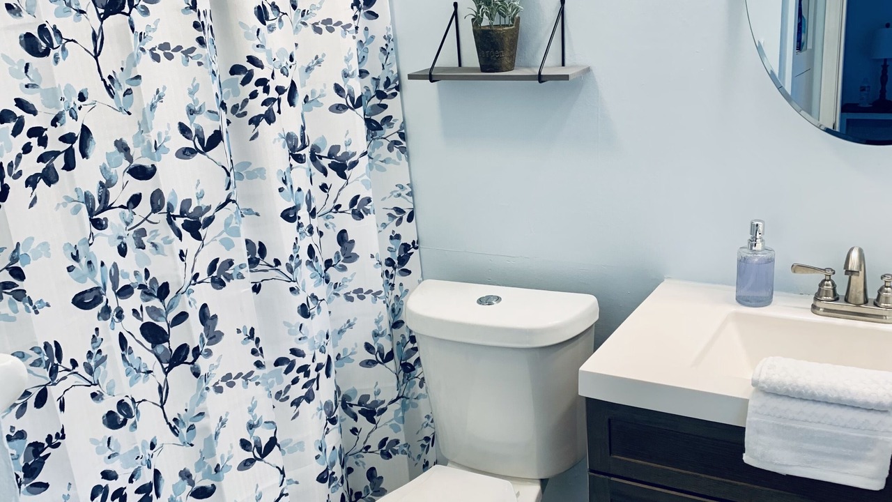 Photo of Bathroom in Mobile