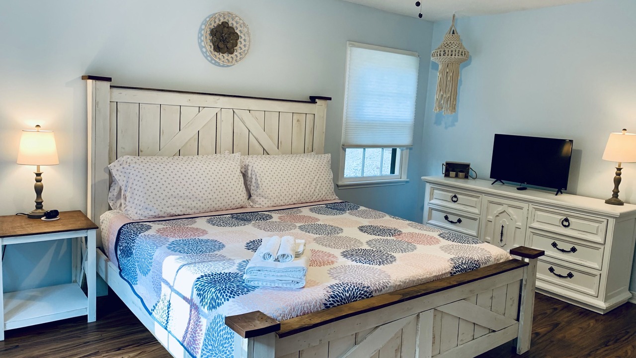 Photo of Bedroom in Mobile