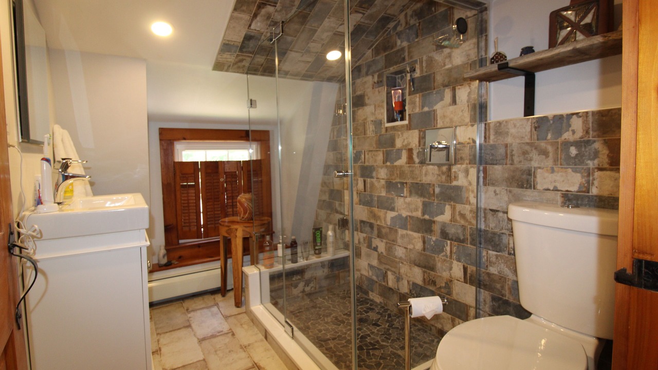 Photo of Bathroom in Brewster
