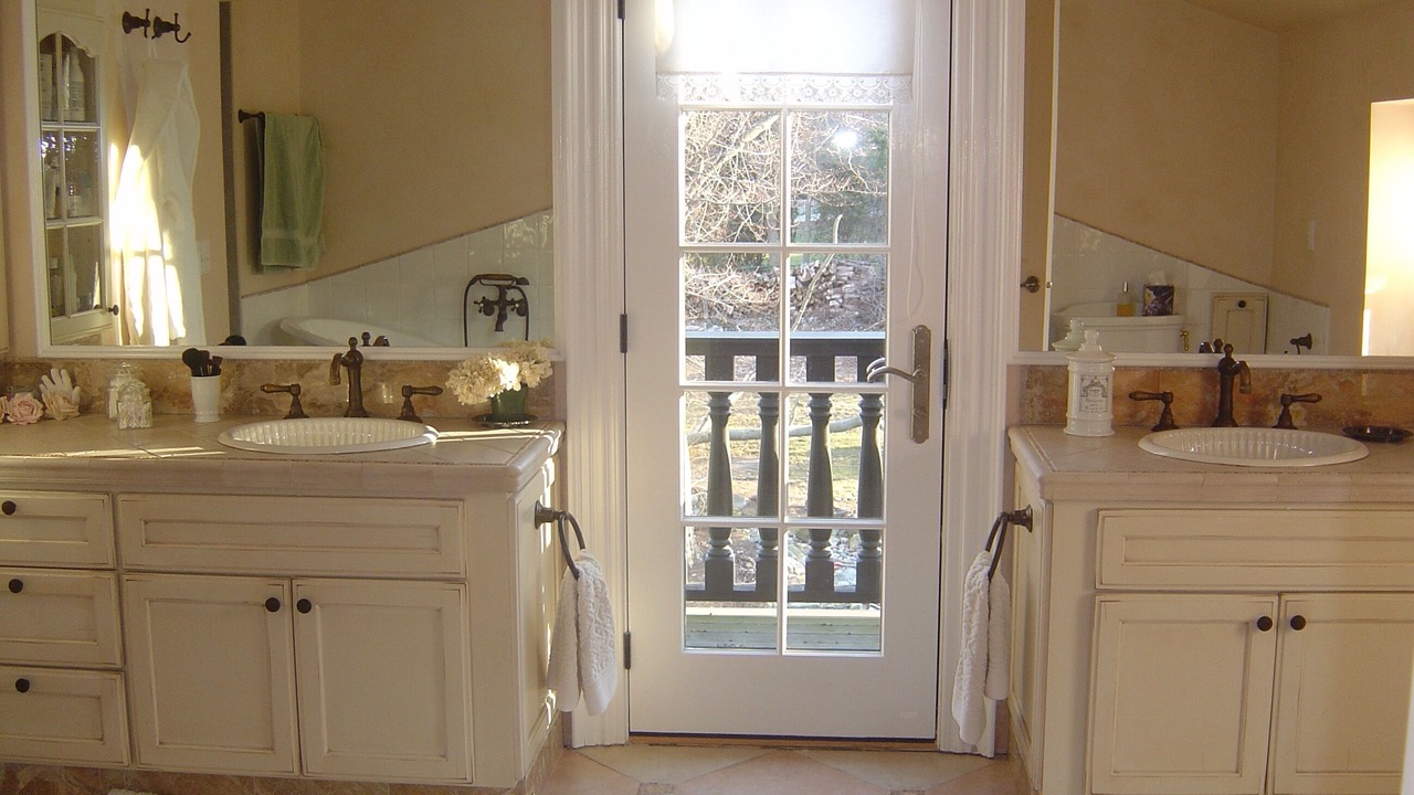 Photo of Bathroom in Top of the Hill