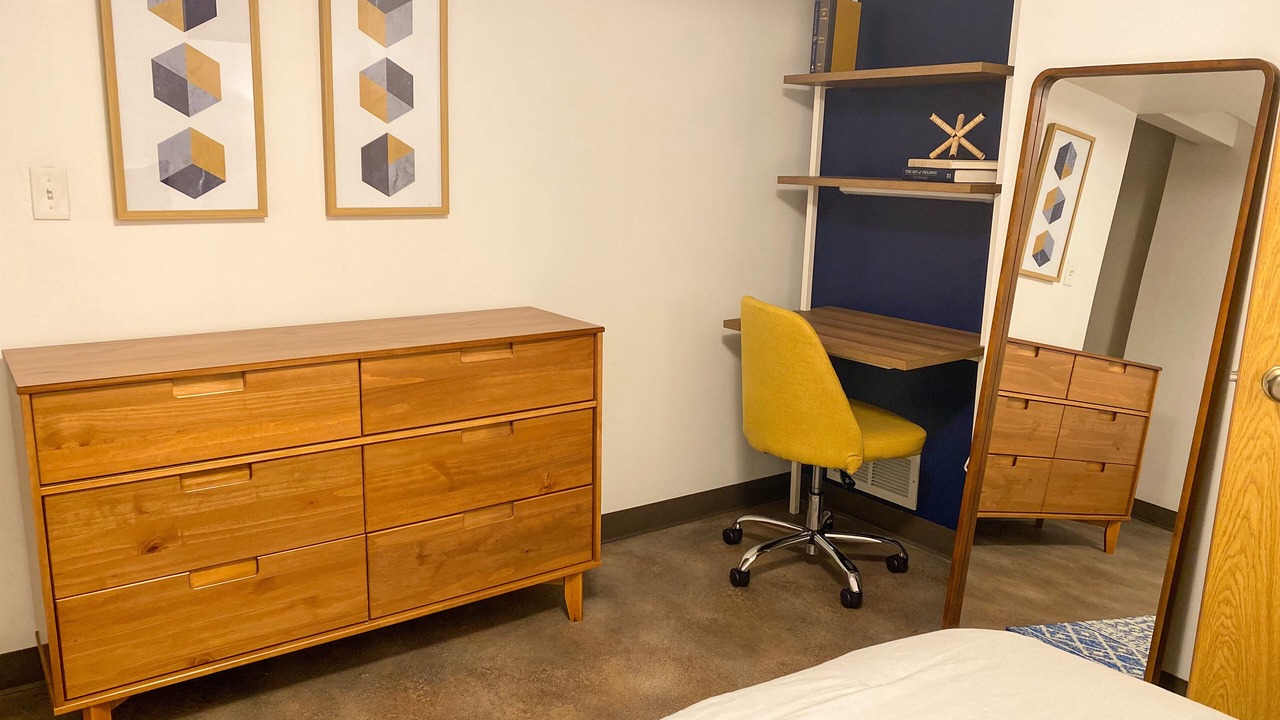 Photo of Bedroom in Northrup