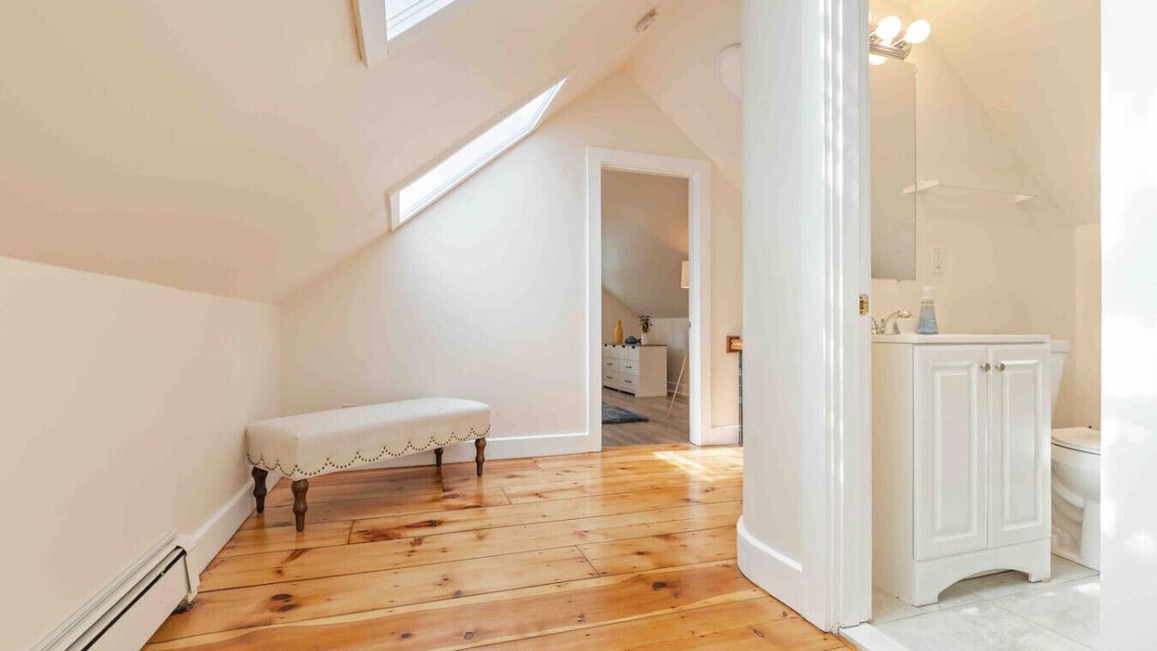 Photo of Bathroom in High Street Hill
