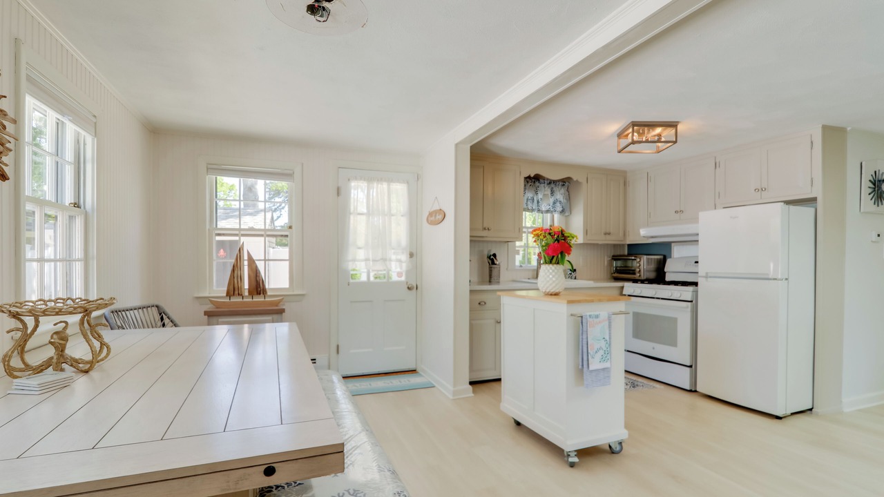 Photo of Kitchen in West Yarmouth
