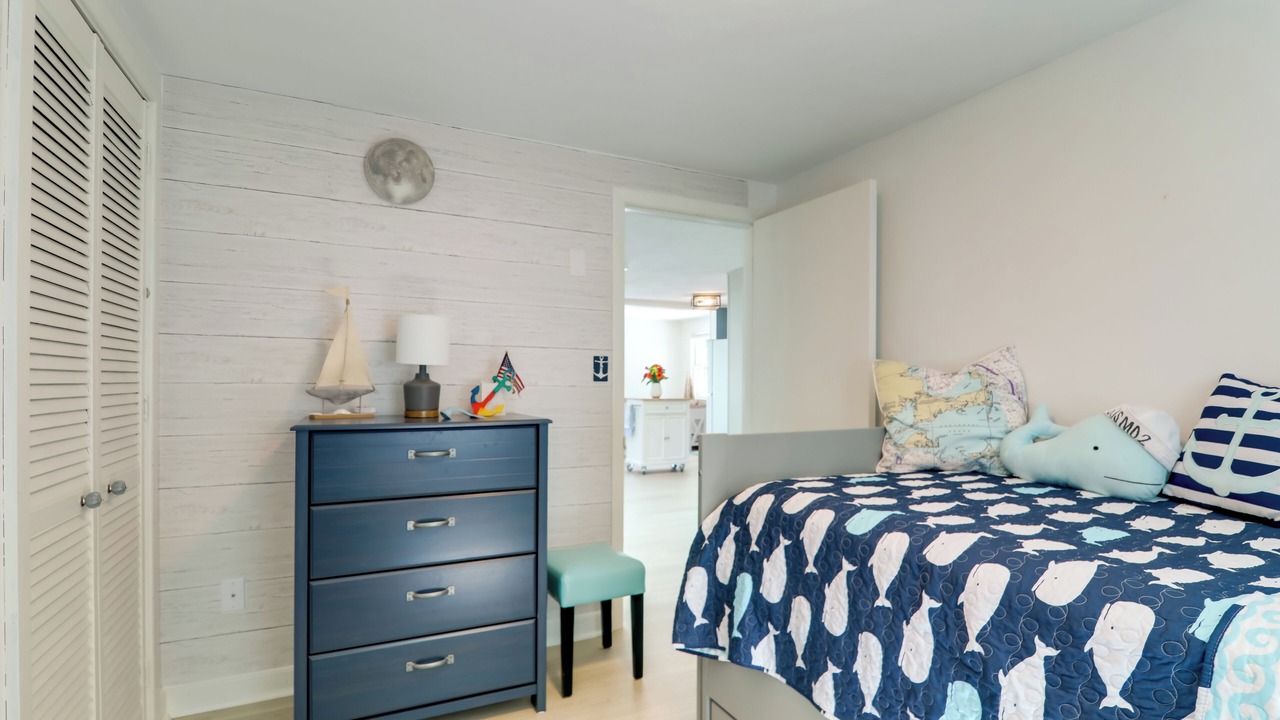 Photo of Bedroom in West Yarmouth