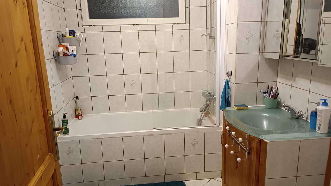 Photo of Bathroom in Chennevieres-les-Louvres