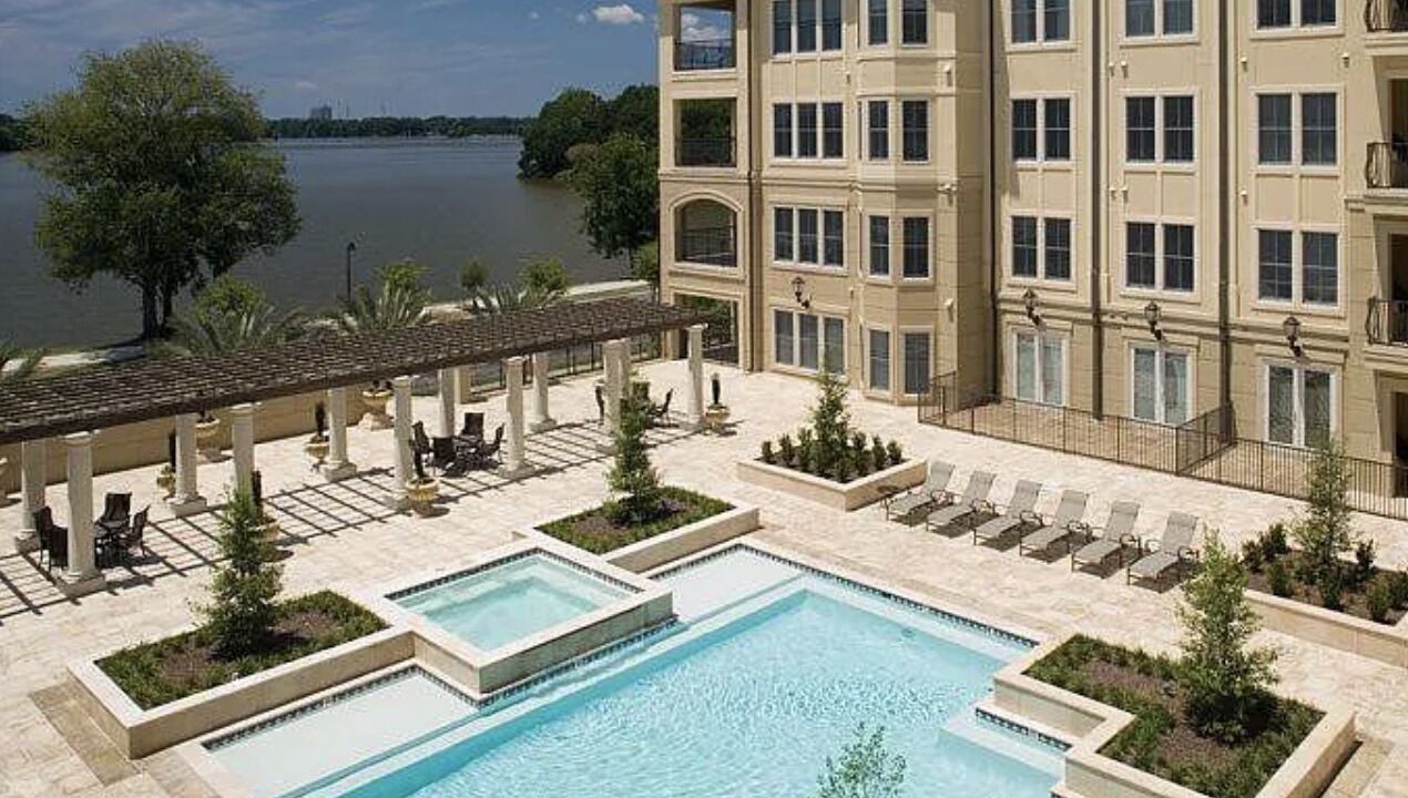 Photo of Outdoor in Highlands - Perkins