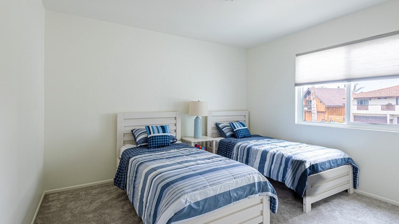 Photo of Bedroom in Oxnard Dunes