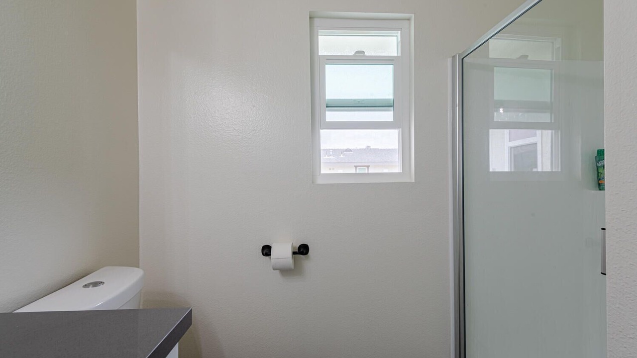 Photo of Bathroom in Oxnard Dunes