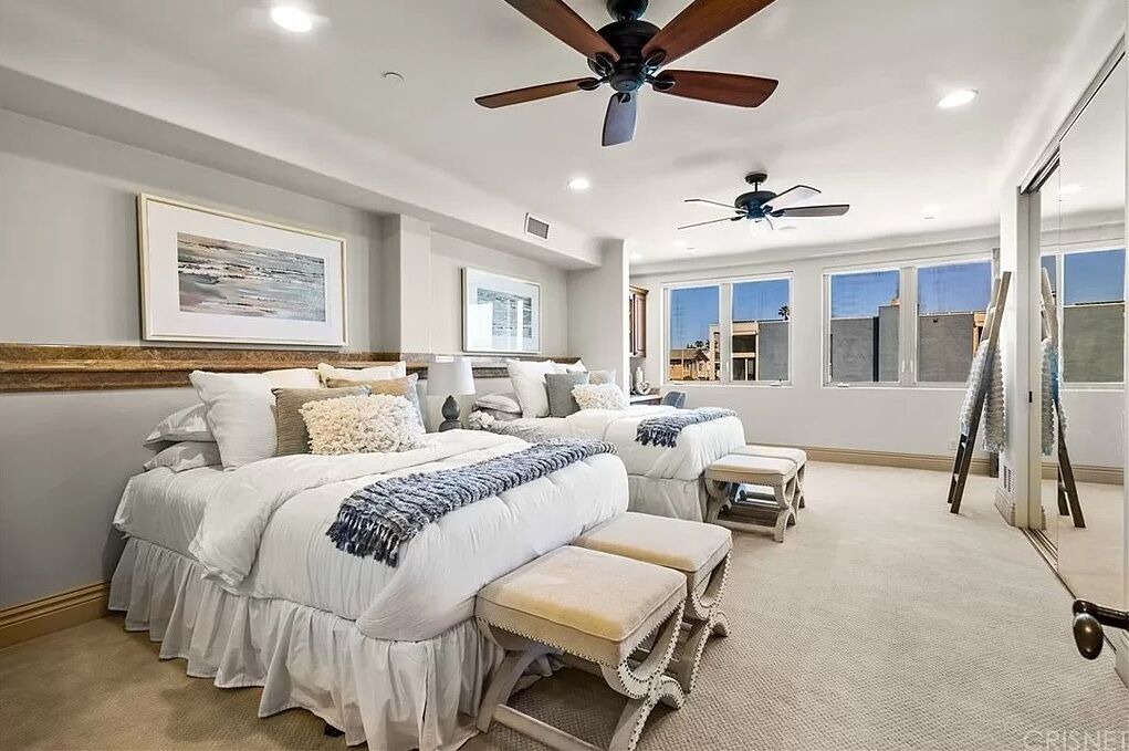 Photo of Bedroom in Oxnard Shores