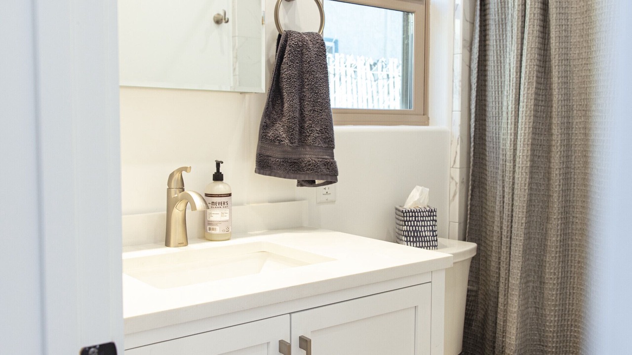 Photo of Bathroom in Ventura