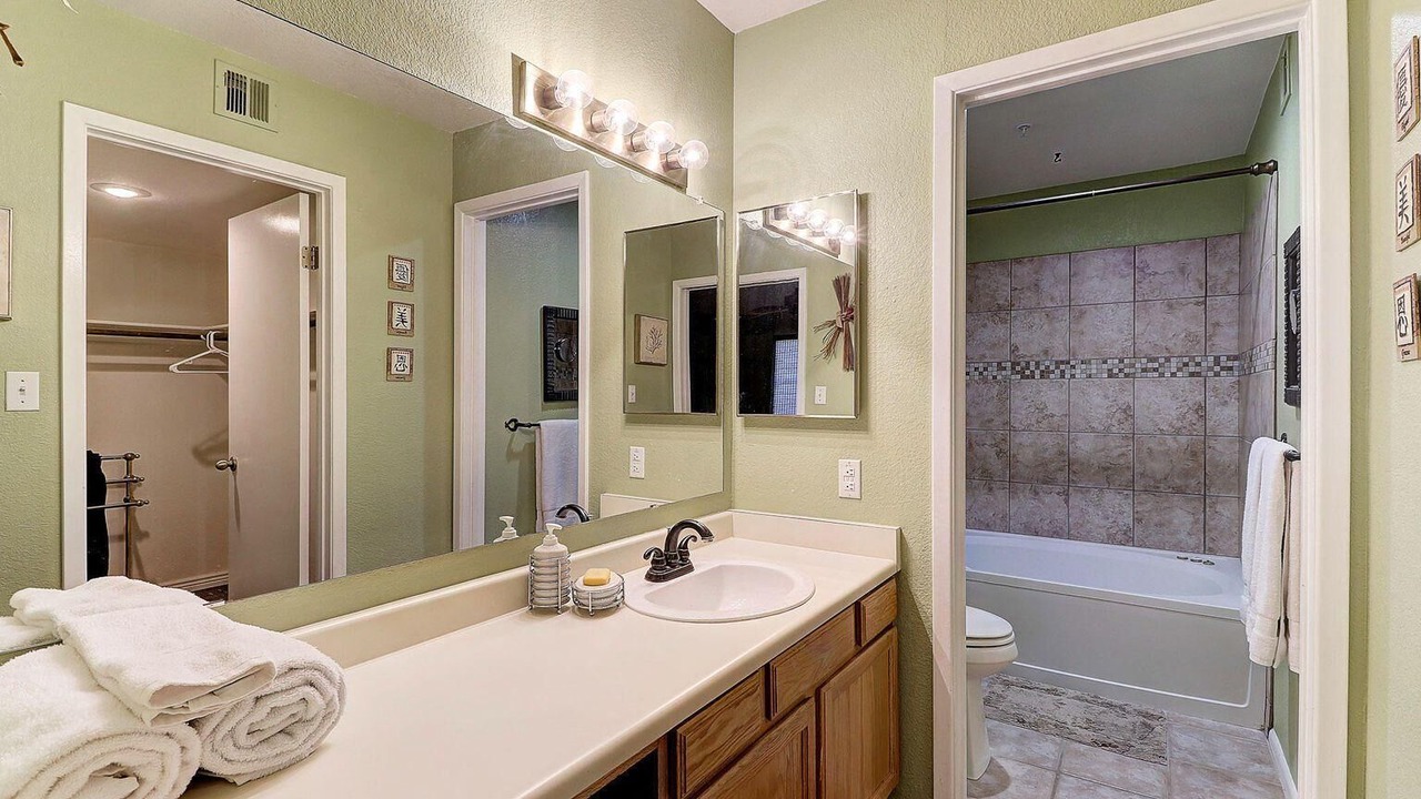 Photo of Bathroom in Central Scottsdale