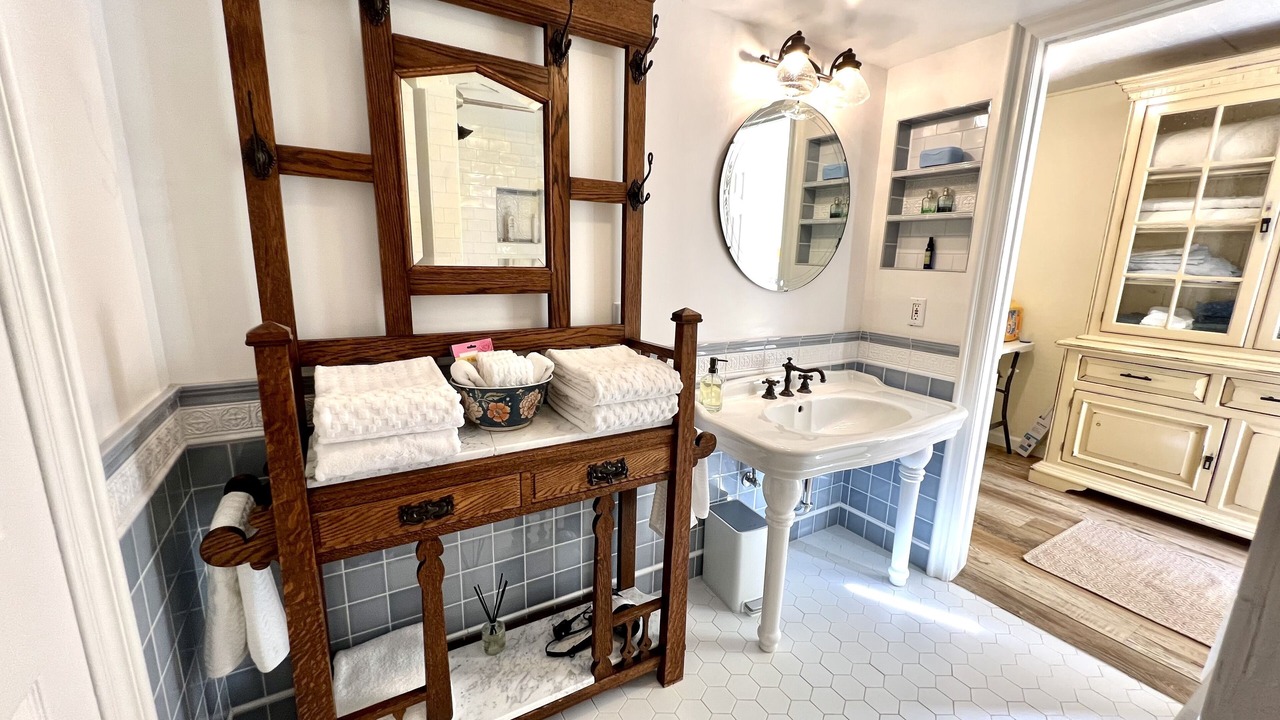 Photo of Bathroom in Ventura County