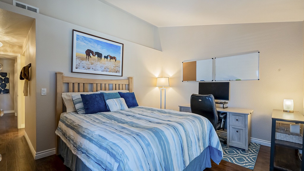 Photo of Bedroom in Central Scottsdale